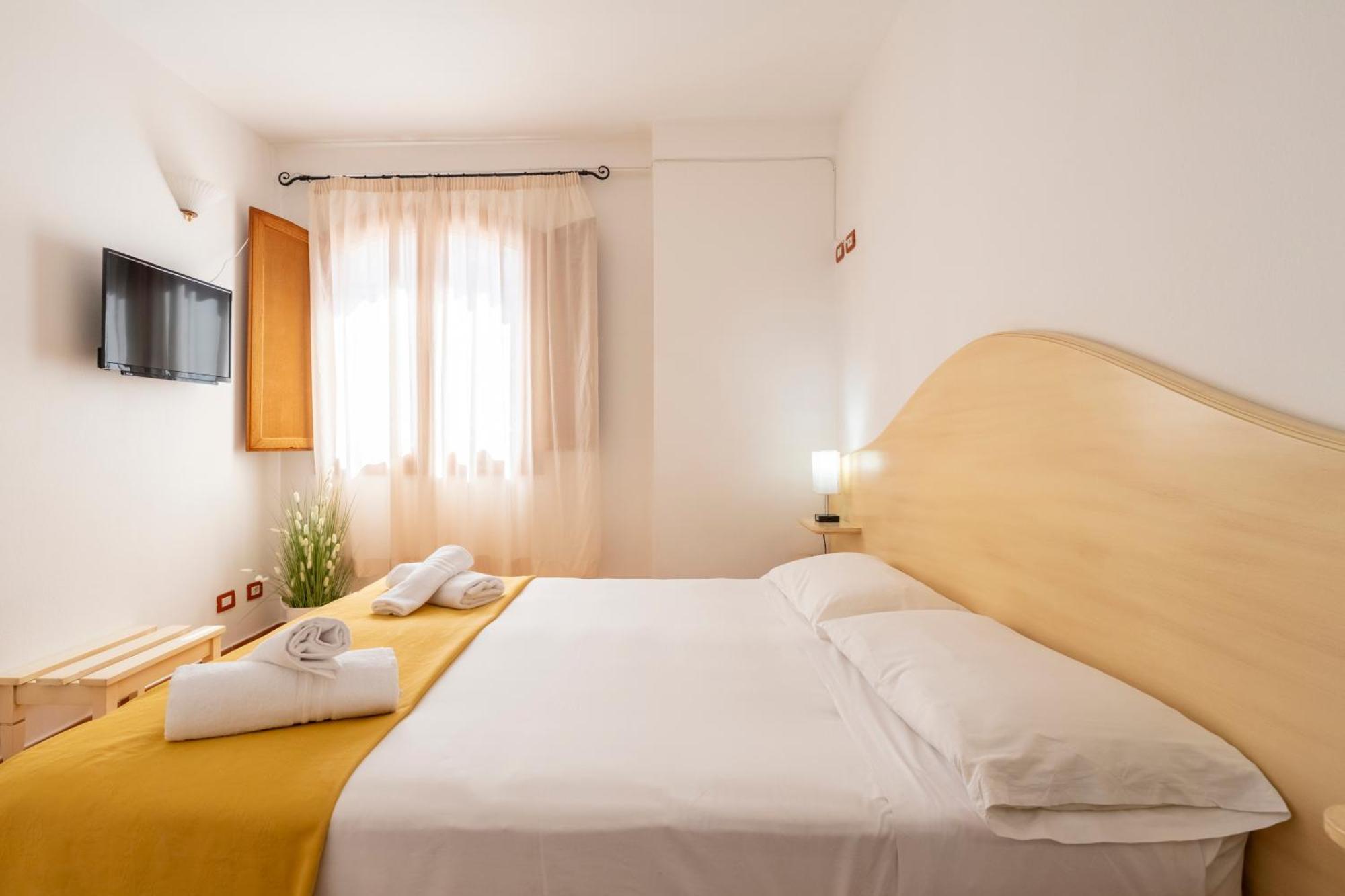 Hotel Marie Claire لاينوساي المظهر الخارجي الصورة